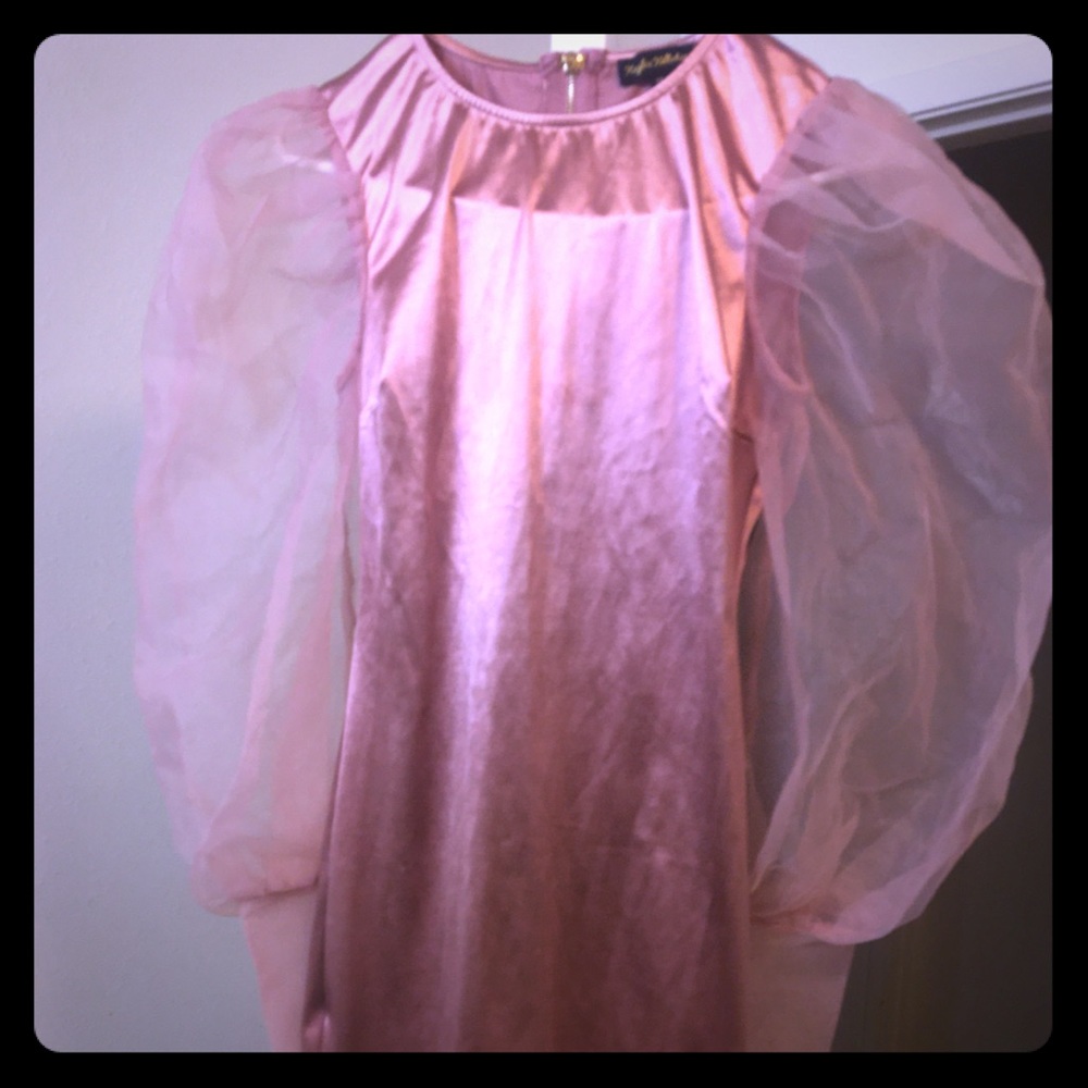 PINK CUTE AND CLASSY DRESS